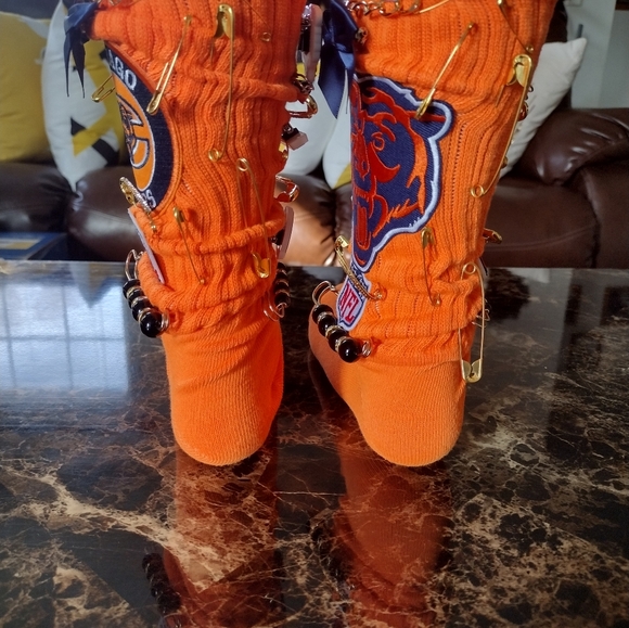 Junk Socks - Picture 2 of 3